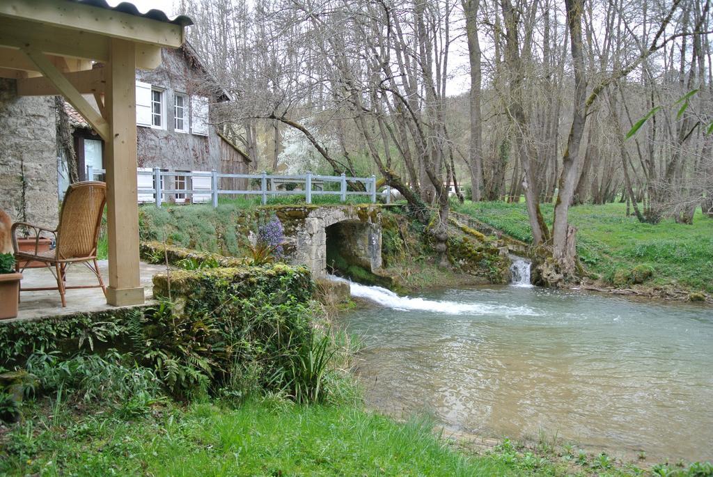 Moulin De Repassat Etape Voie Verte Bazens المظهر الخارجي الصورة